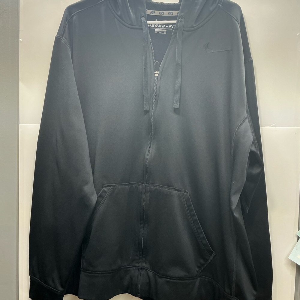 Nike Men's Black Zip-Up Thermal Jacket